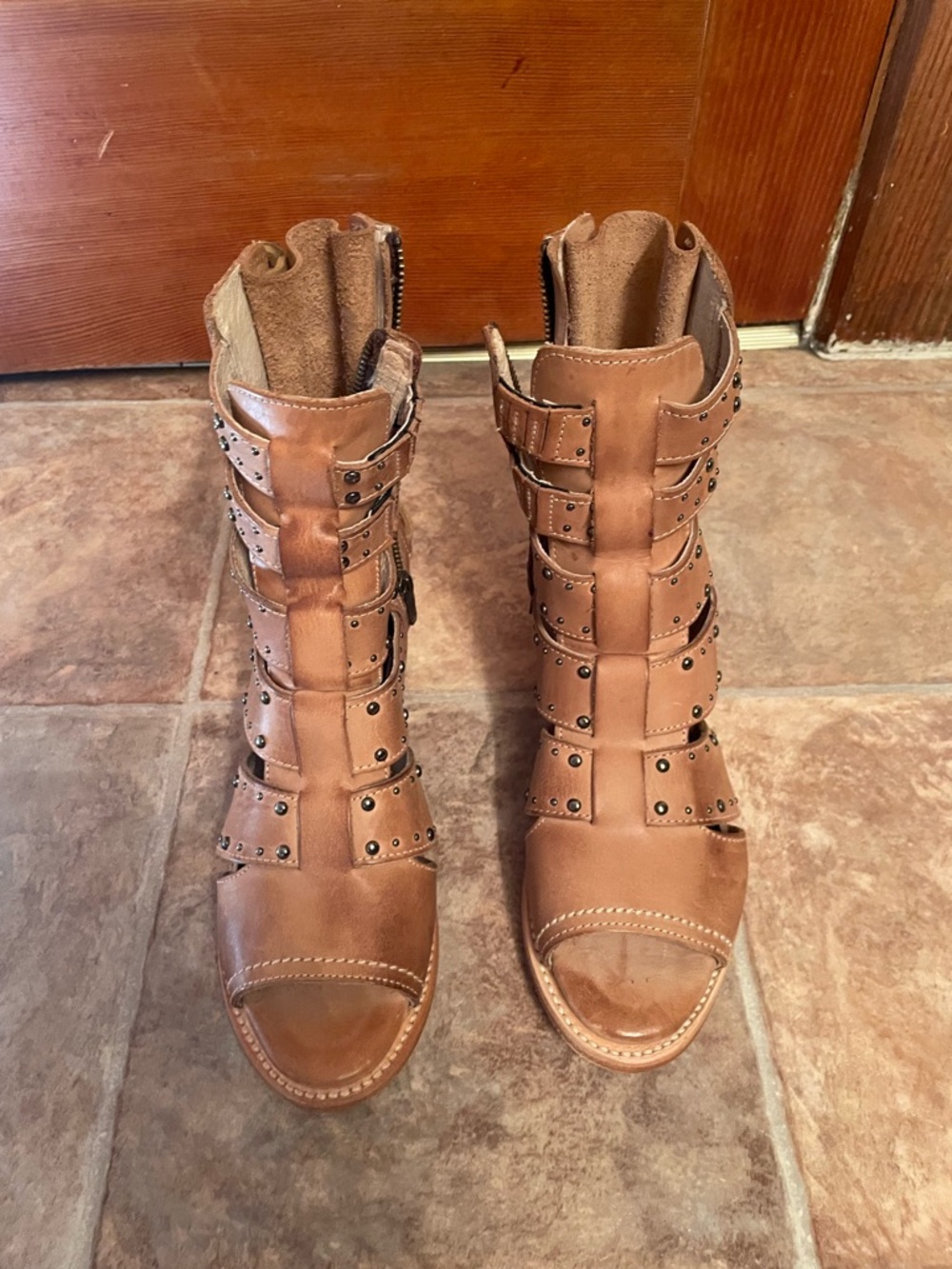 NWOT GHOST Boots by FREEBIRD  Sz 7 Natural - Picture 2 of 9